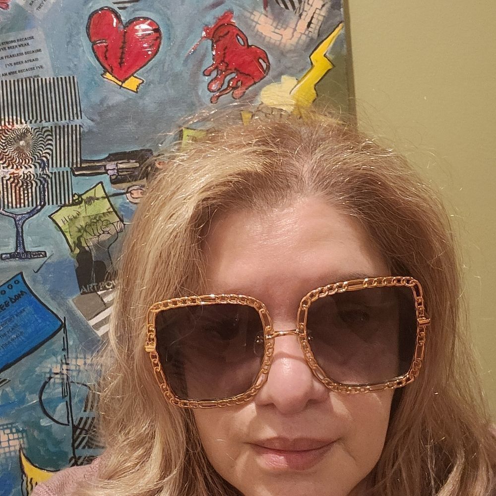 Gucci Gold Sunglasses - Picture 7 of 7